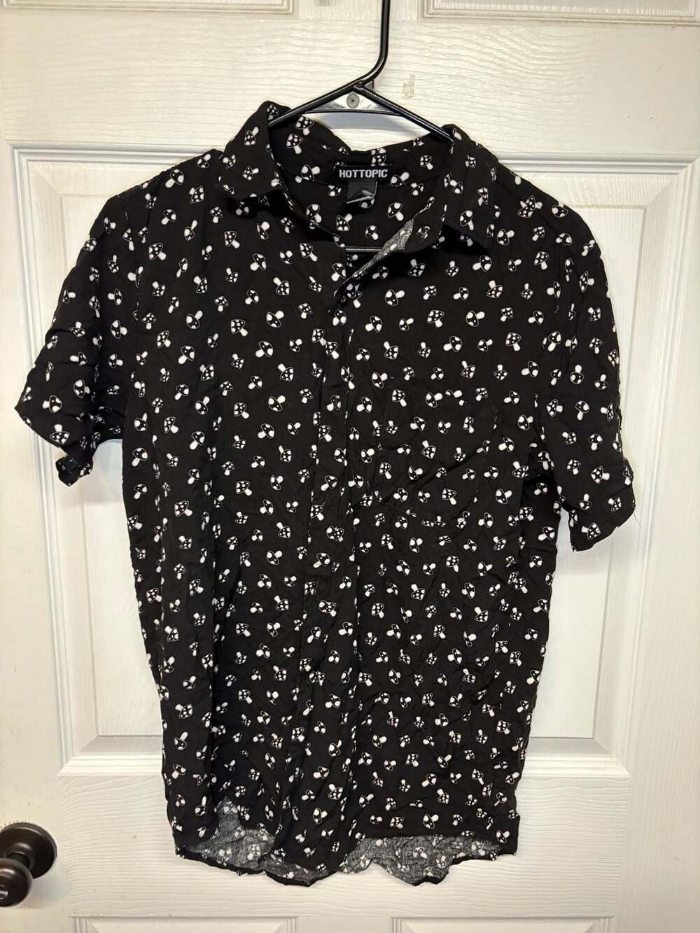 Hot Topic Black Mushroom Button-Up Shirt Size SM Black Rayon